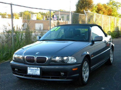 2001 BMW 325  Ci
