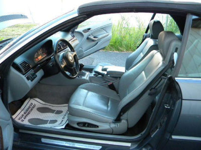 2001 BMW 325  Ci