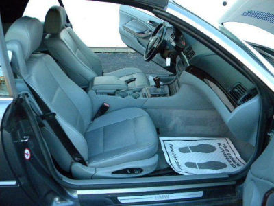 2001 BMW 325  Ci