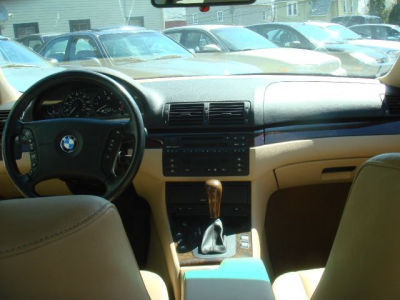 2001 BMW 325 i