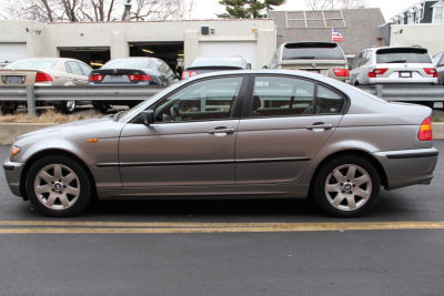 2003 BMW 325 i