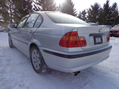 2003 BMW 325 xi