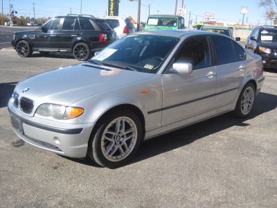 2002 BMW 325  i