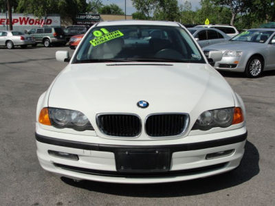 2001 BMW 325 i