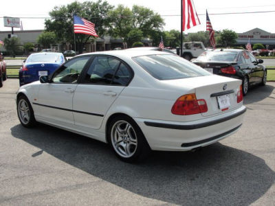 2001 BMW 325 i