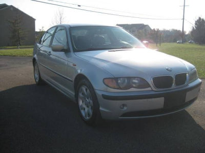 2003 BMW 325 i