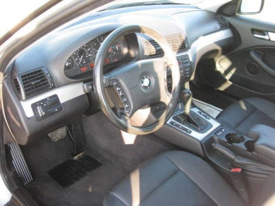 2003 BMW 325 i