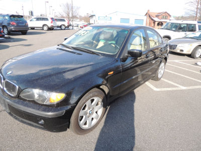 2003 BMW 325  xi