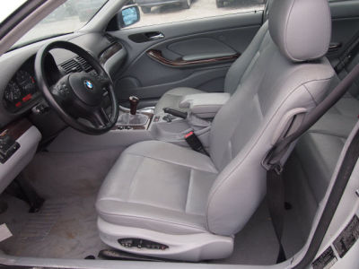 2002 BMW 325  Ci