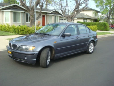 2003 BMW 325  i