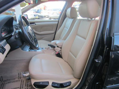 2004 BMW 325 i