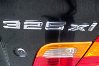 2002 BMW 325 xi
