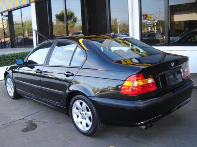 2005 BMW 325 i