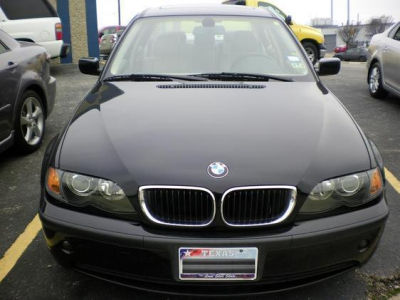 2005 BMW 325  i