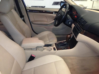2004 BMW 325 xi