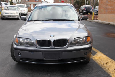 2004 BMW 325 i