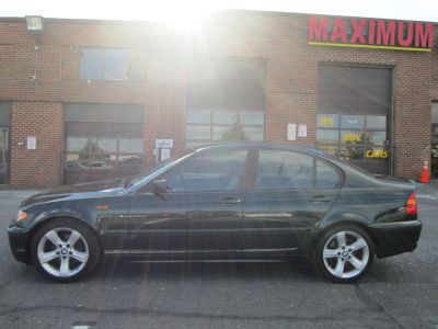 2004 BMW 325  i
