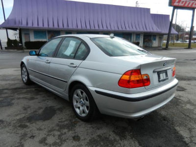 2004 BMW 325 xi