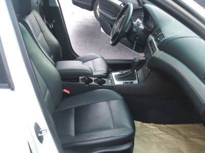 2003 BMW 325 xi