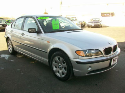 2002 BMW 325 xi
