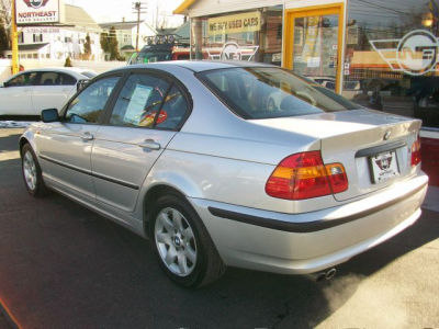 2002 BMW 325 xi