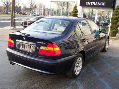 2003 BMW 325 xi