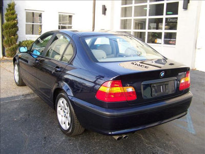 2003 BMW 325 xi
