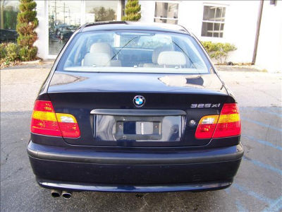 2003 BMW 325 xi