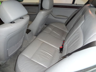2001 BMW 325 i