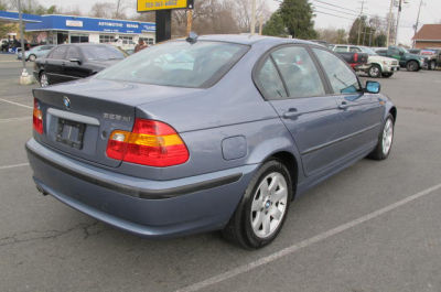 2004 BMW 325 xi