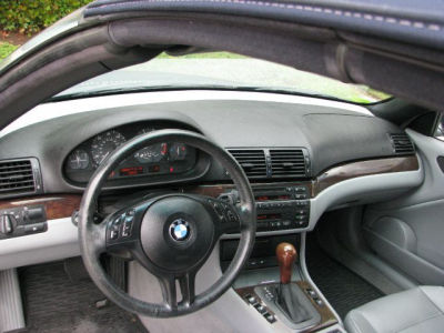 2001 BMW 325  Ci