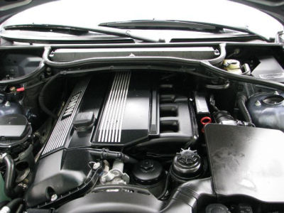 2001 BMW 325  Ci