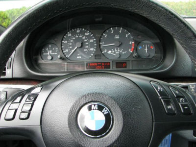 2001 BMW 325  Ci