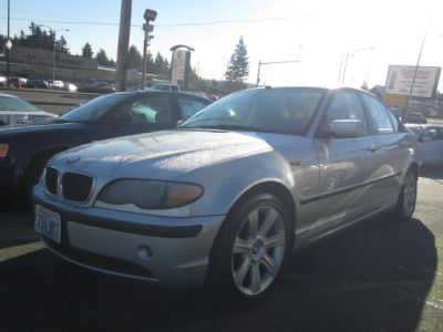 2003 BMW 325  i