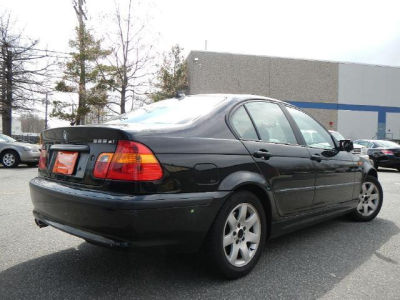 2004 BMW 325 xi
