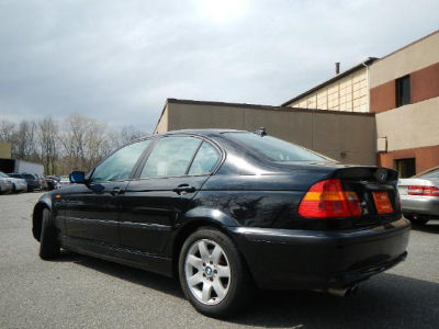 2004 BMW 325 xi