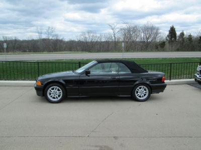 1995 BMW 325  i