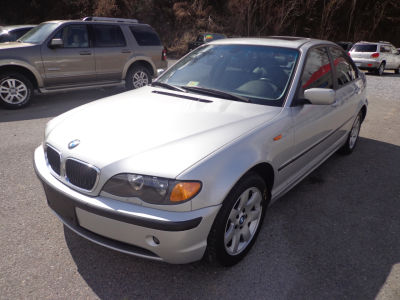 2003 BMW 325 xi