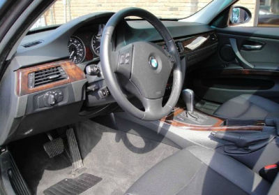 2003 BMW 325  i