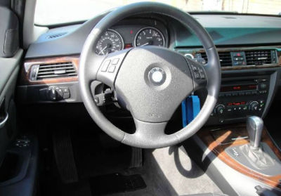 2003 BMW 325  i