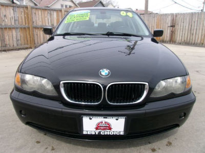 2004 BMW 325  i