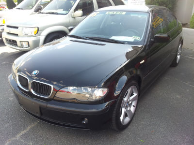 2005 BMW 325  i