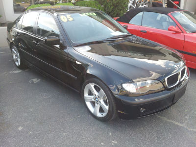 2005 BMW 325 i