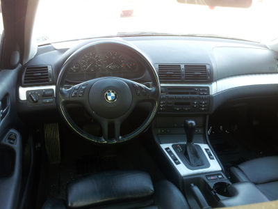 2005 BMW 325 i