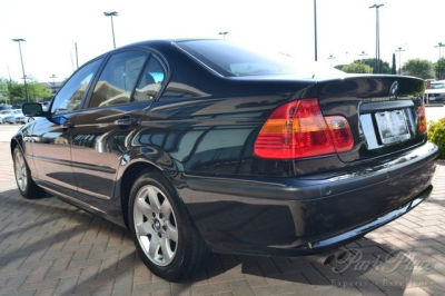 2003 BMW 325 i