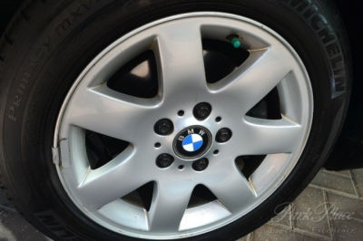 2003 BMW 325 i