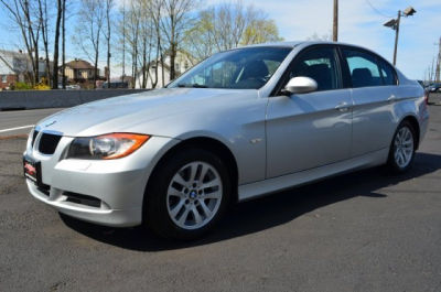 2006 BMW 325  xi