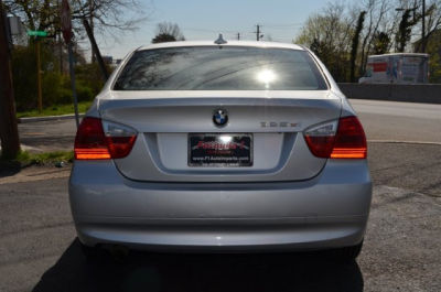 2006 BMW 325  xi