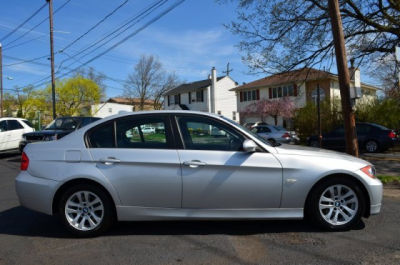 2006 BMW 325  xi