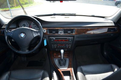 2006 BMW 325  xi